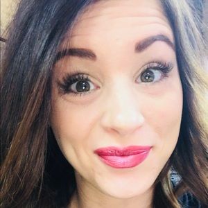 Meet your Posher, Whitney